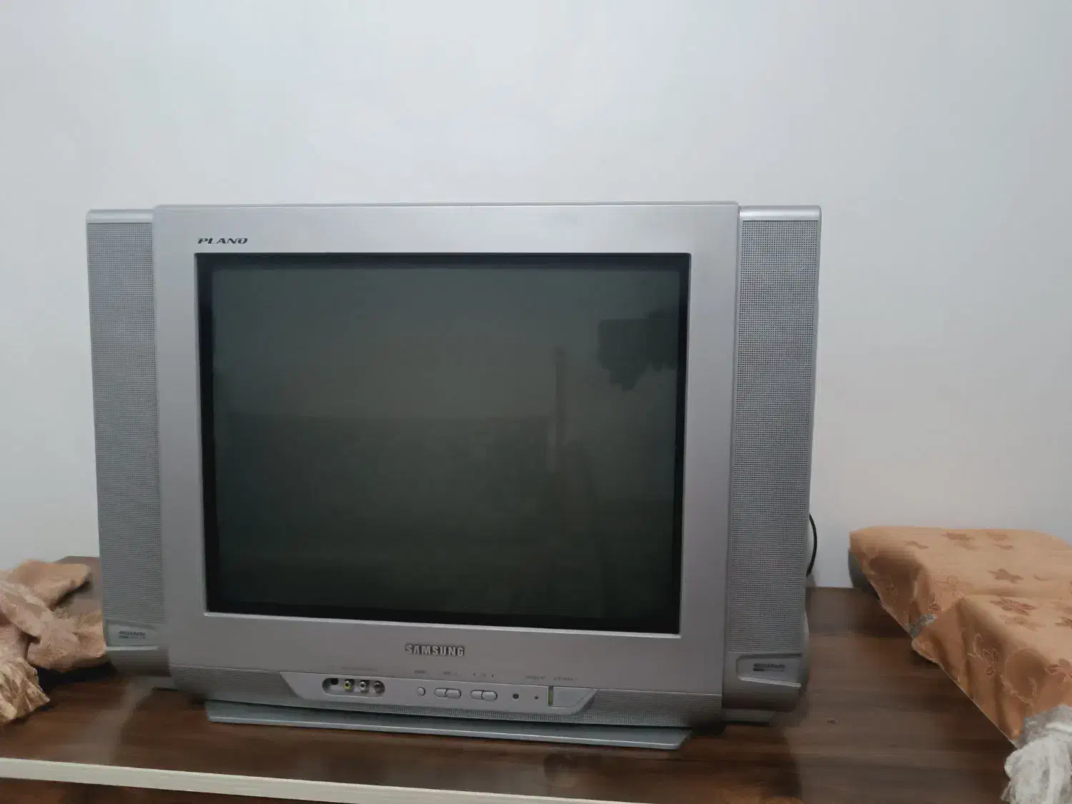 تلویزیون قدیمی سامسونگ|تلویزیون و پروژکتور|کرمانشاه, |دیوار