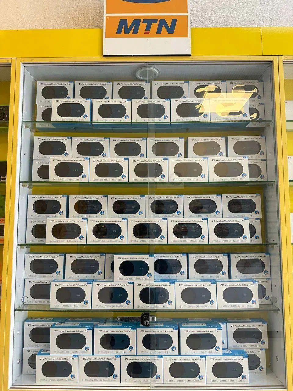 مودم جیبی ایرانسل همراه اول آنلاک ZTE آمریکایی 5G|مودم و تجهیزات شبکه|تبریز, |دیوار