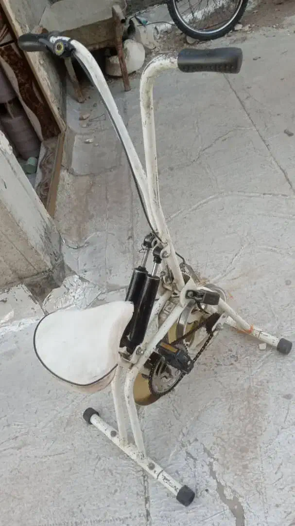 دوچرخه ثابت ورزشی|تجهیزات ورزشی|پشتکوه (سیستان و بلوچستان), |دیوار