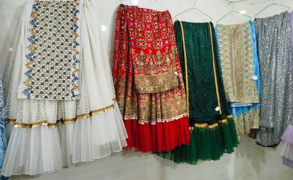 لباس محلی و مجلسی کرایه و فروش|لباس|بوشهر, |دیوار