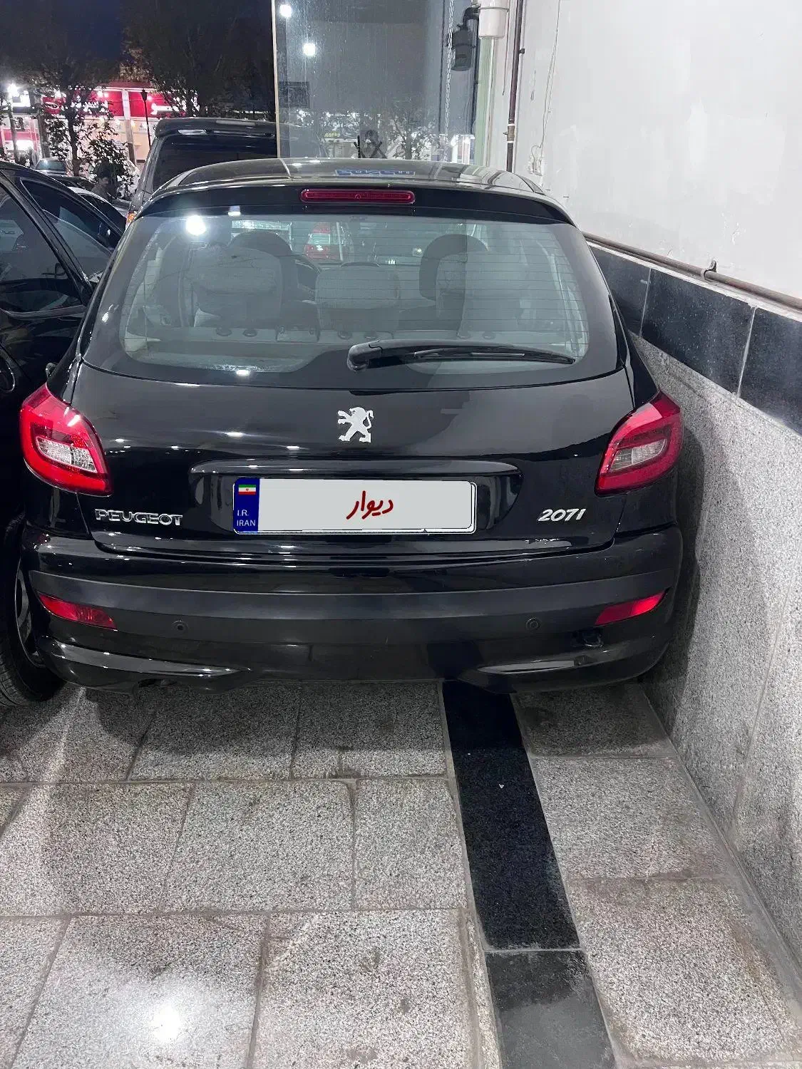 پژو ۲۰۷ اتومات ۹۷|خودرو سواری و وانت|شاهین‌شهر, فردوسی|دیوار