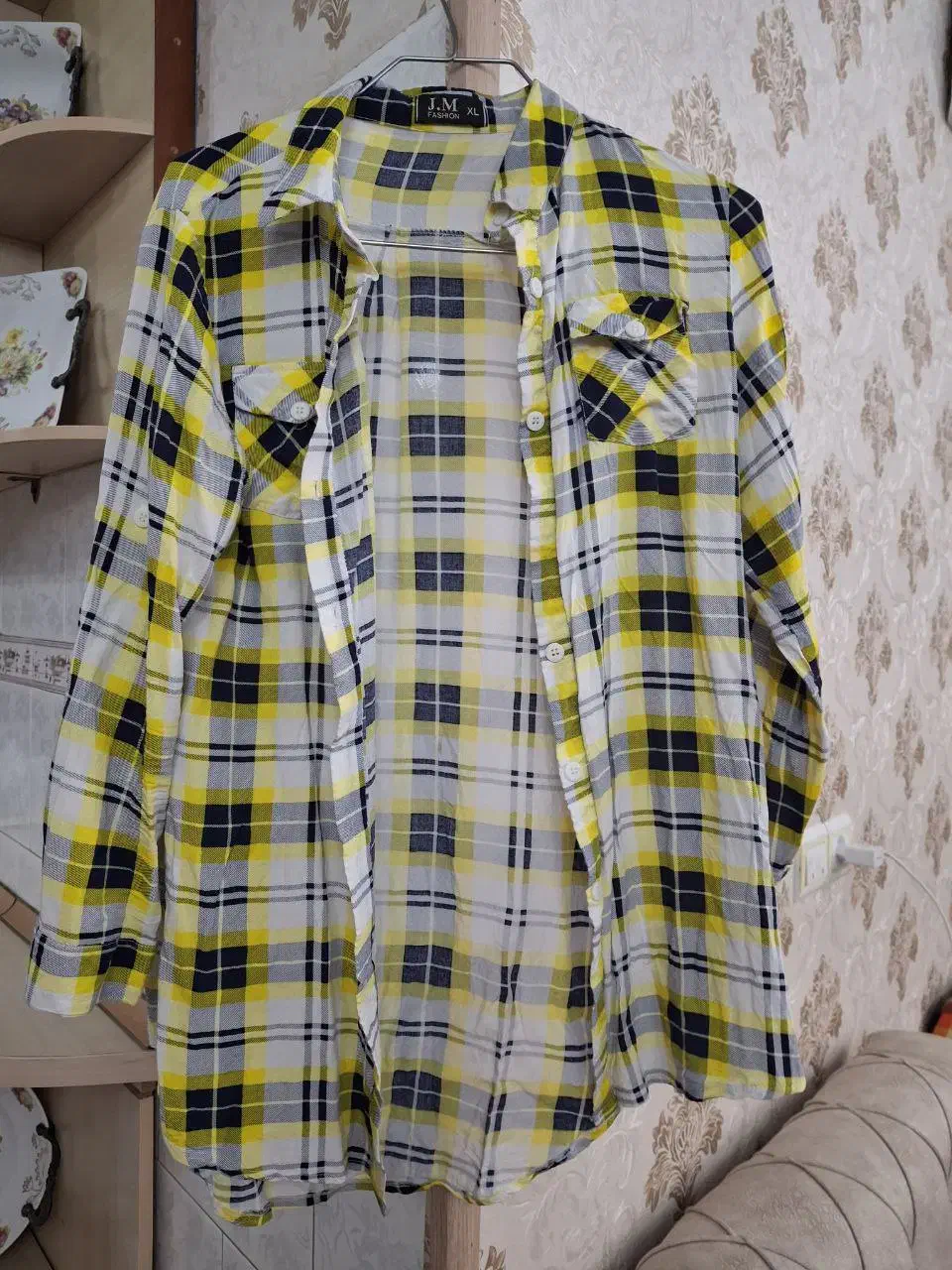 لباس مانتو|لباس|خوی, |دیوار