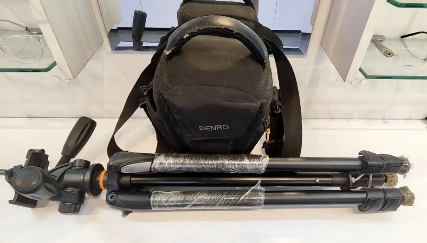 دوربین نیکون D5500 لنز 18-140با کیف و سه پایه|دوربین عکاسی و فیلمبرداری|تهران, هروی|دیوار