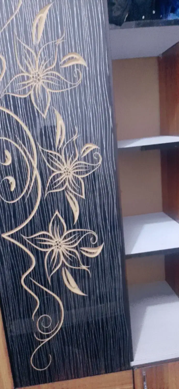 دراورایستاده|جاکفشی، کمد، دراور|پارس‌آباد, |دیوار