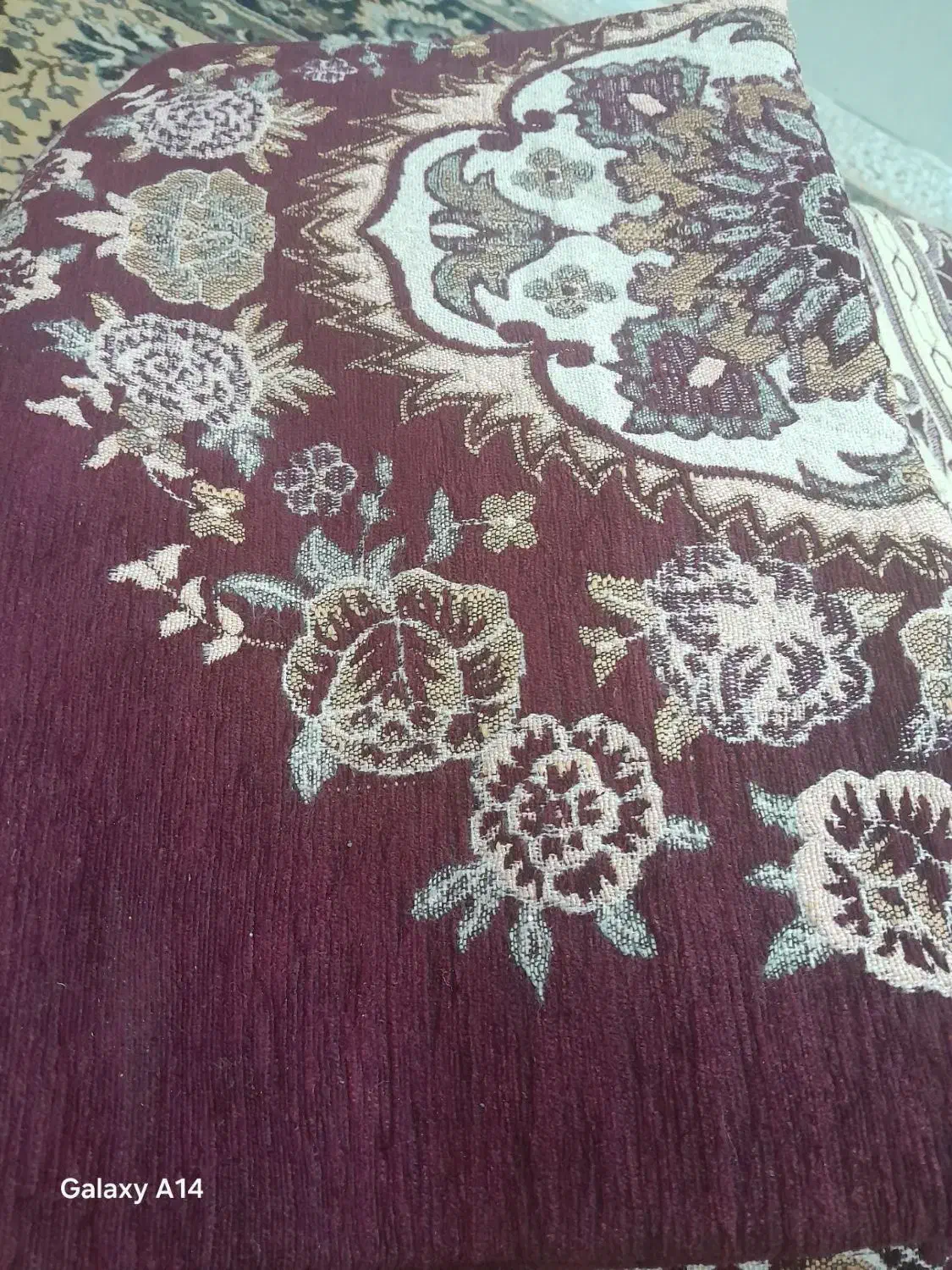 رو فرشی|روفرشی|اصفهان, زاجان|دیوار