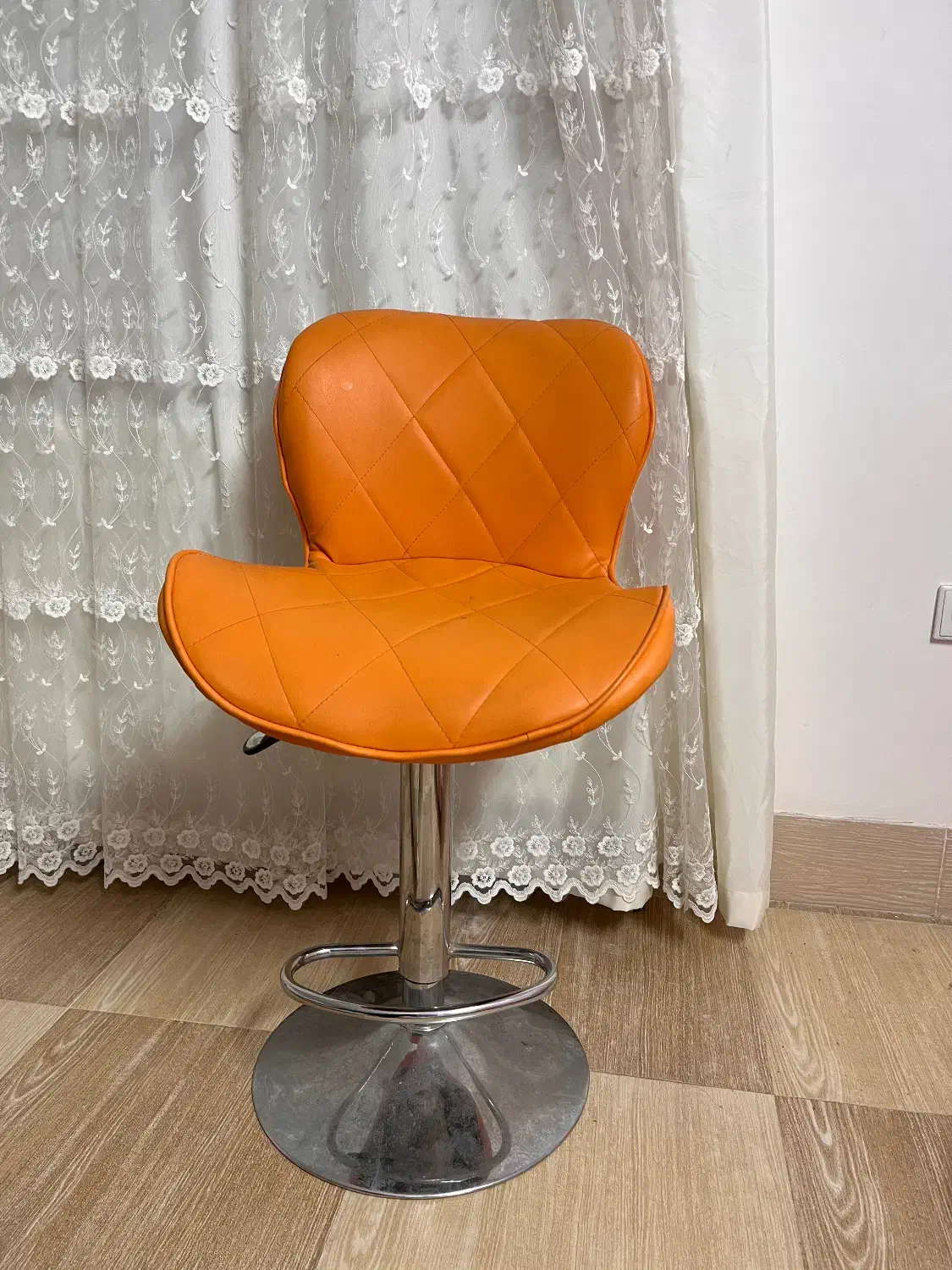 صندلی|میز و صندلی غذاخوری|جهرم, |دیوار