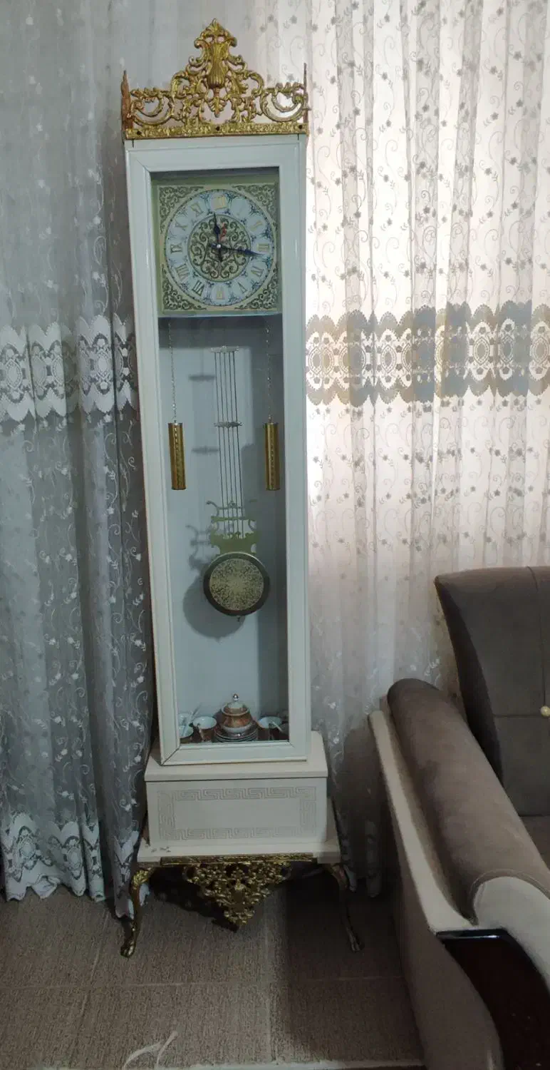 ساعت ایستاده|ساعت دیواری و تزئینی|بروجرد, |دیوار