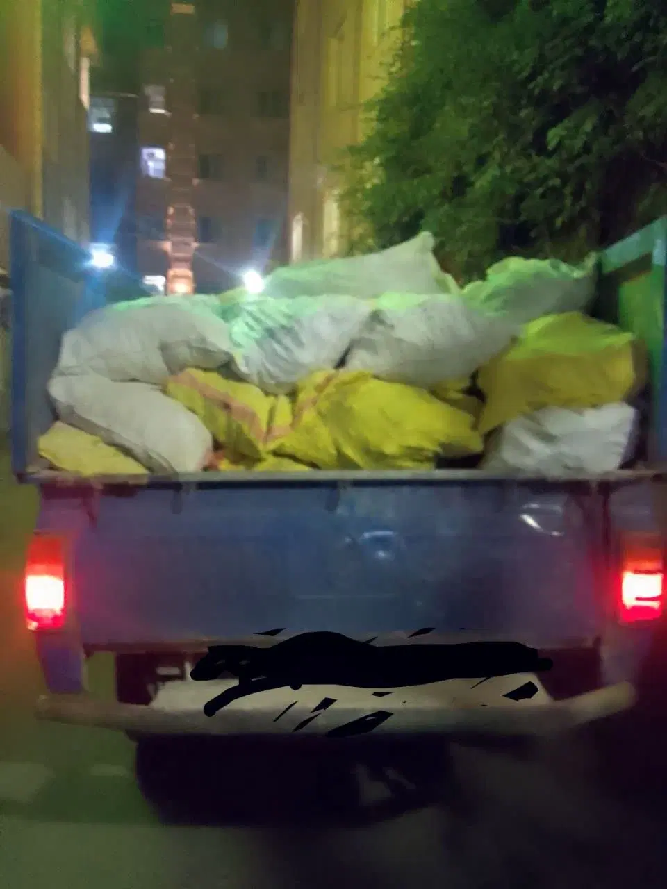 حمل نخاله با نیسان گمپرسی با کارگر وبدون کارگر|خدمات حمل و نقل|تهران, حر|دیوار
