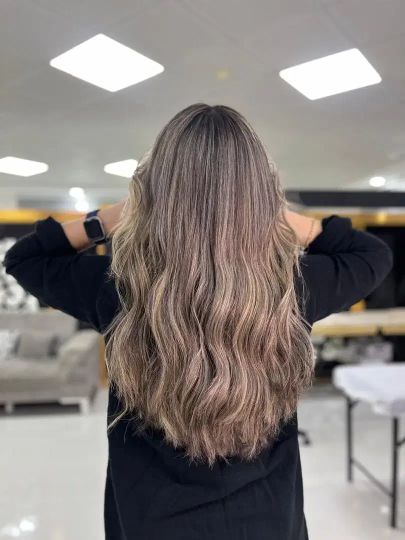 رنگ و لایت تخصصی مو با تخفیف ویژه برای این هفته|خدمات آرایشگری و زیبایی|خرم‌آباد, |دیوار