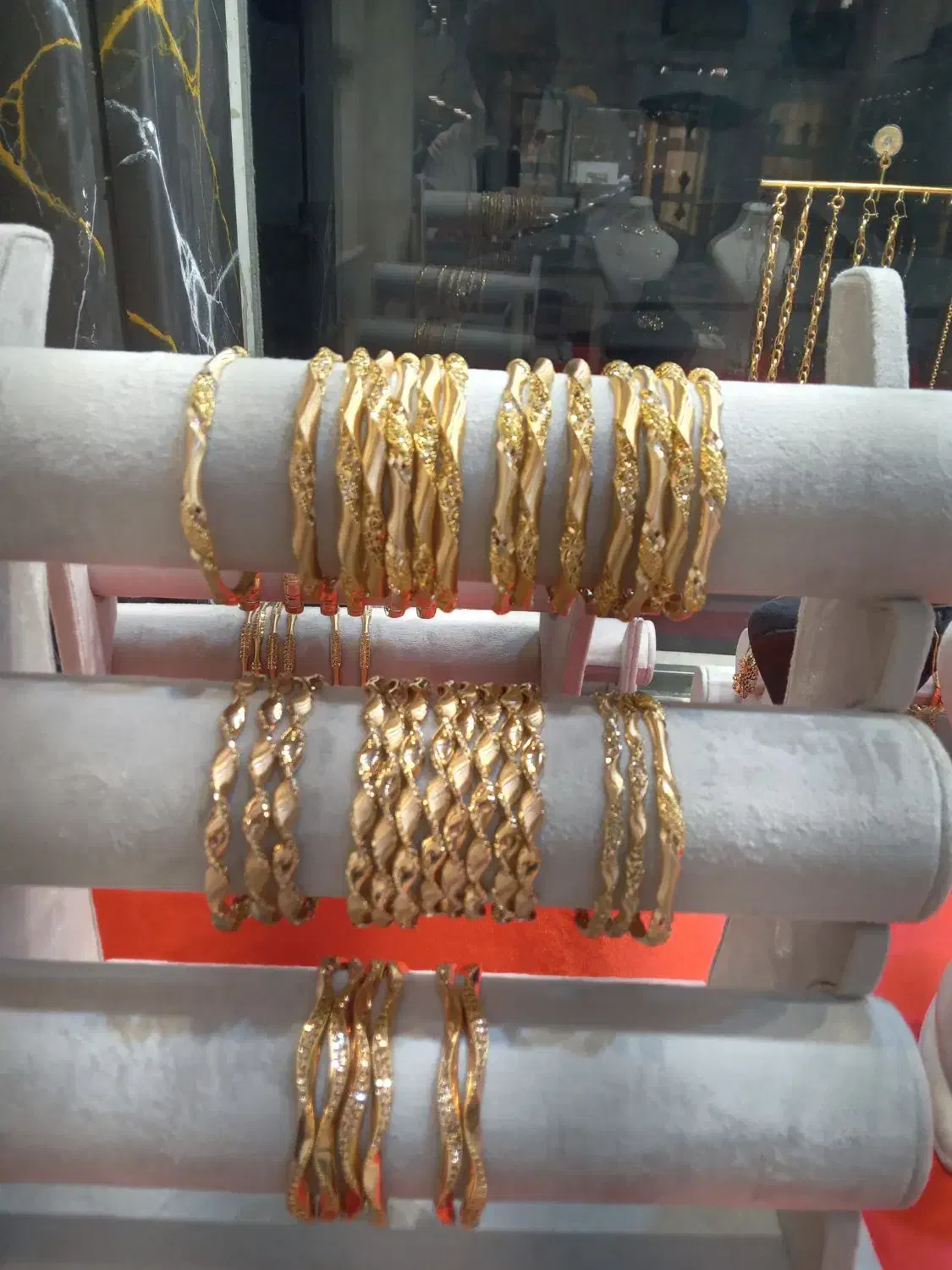 حداقل قیمت فروش النگوی طلای نو به مدت محدود|جواهرات|بوشهر, |دیوار