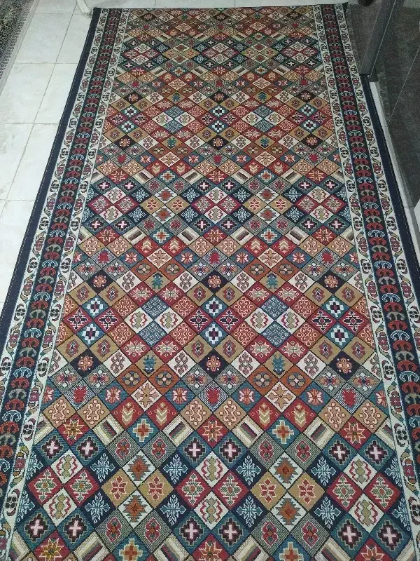 گیلیم فرش از چهار متری بزرگتره|گلیم، جاجیم، گبه|صومعهسرا, |دیوار