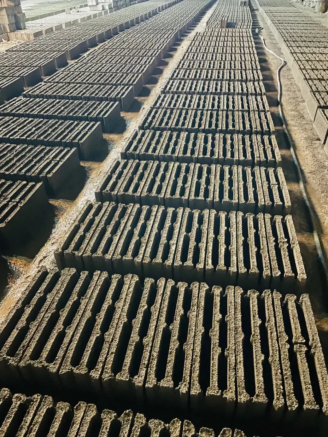 واگذاری کارگاه بلوک سیمانی در حال کار|فروش دفتر صنعتی، کشاورزی، تجاری|اردکان, |دیوار