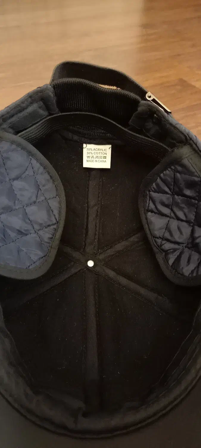 کلاه گرم|لباس|قزوین, |دیوار