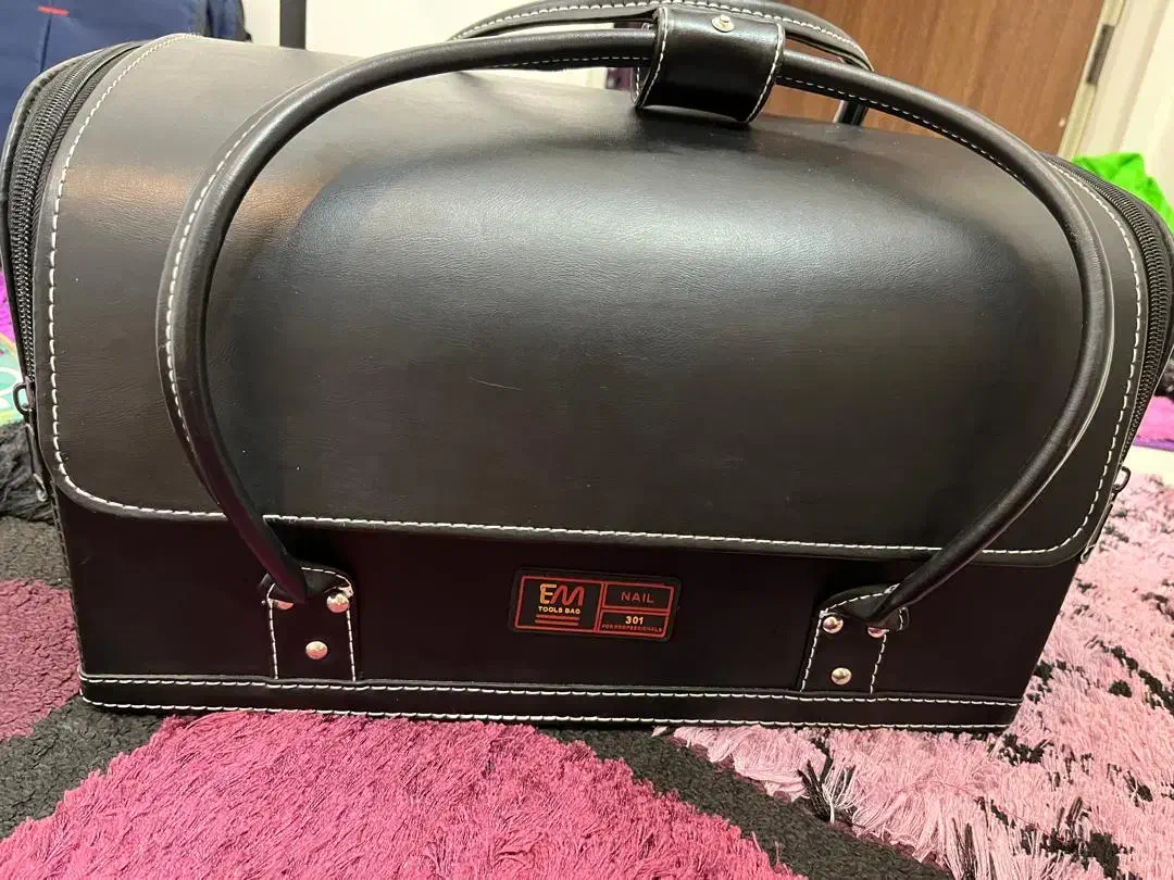 کیف چرم سالنی برند|کیف، کفش، کمربند|بروجرد, |دیوار