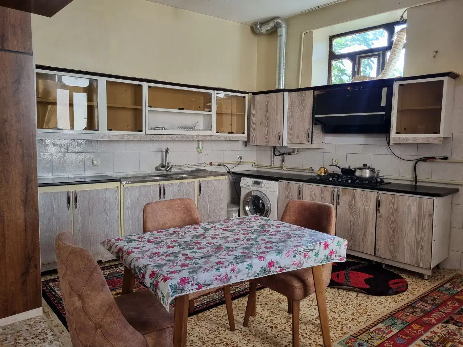 کابینت|مصالح و تجهیزات ساختمان|ایوان, |دیوار