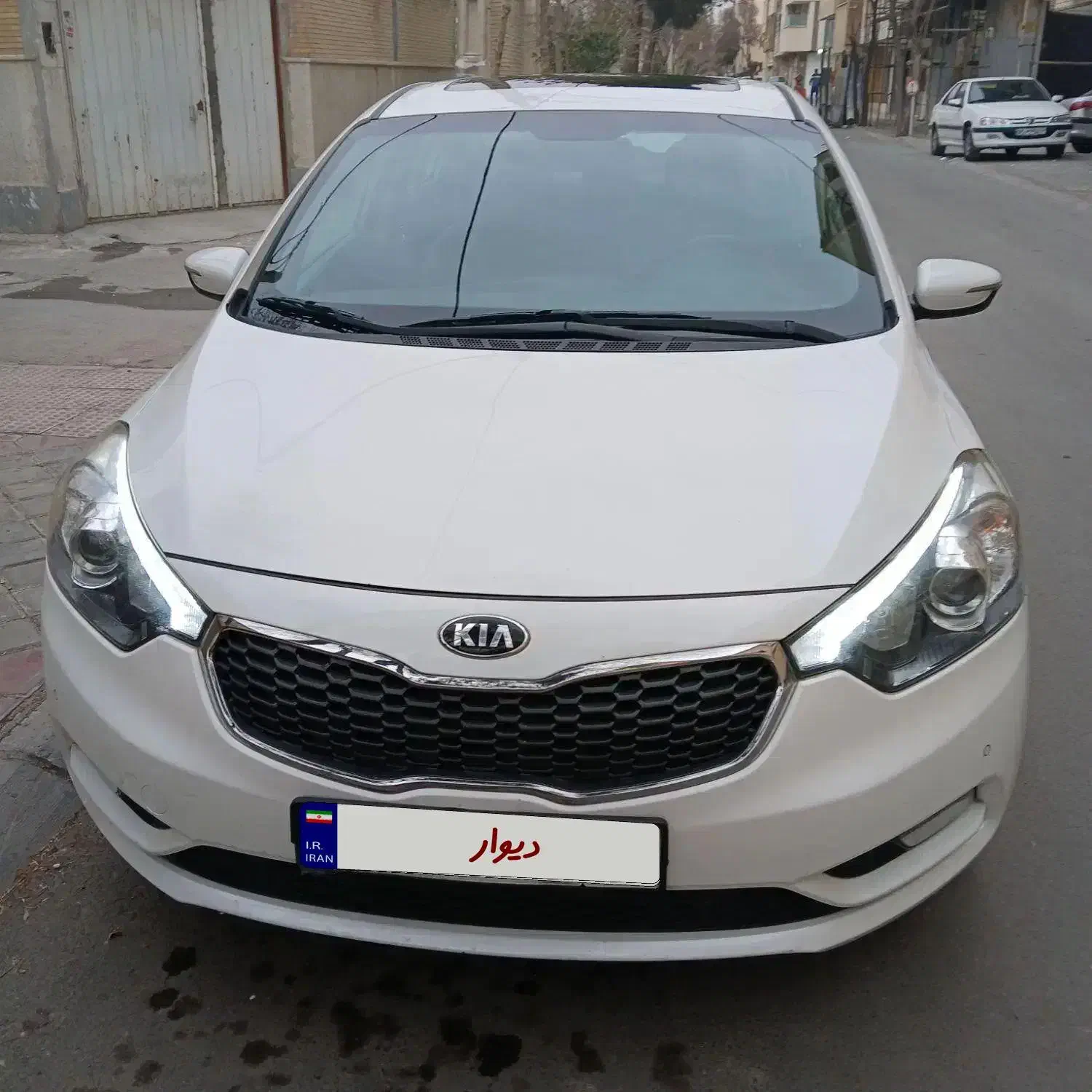 سواری سراتو وارداتی۲۰۱۵|خودرو سواری و وانت|اصفهان, احمدآباد|دیوار