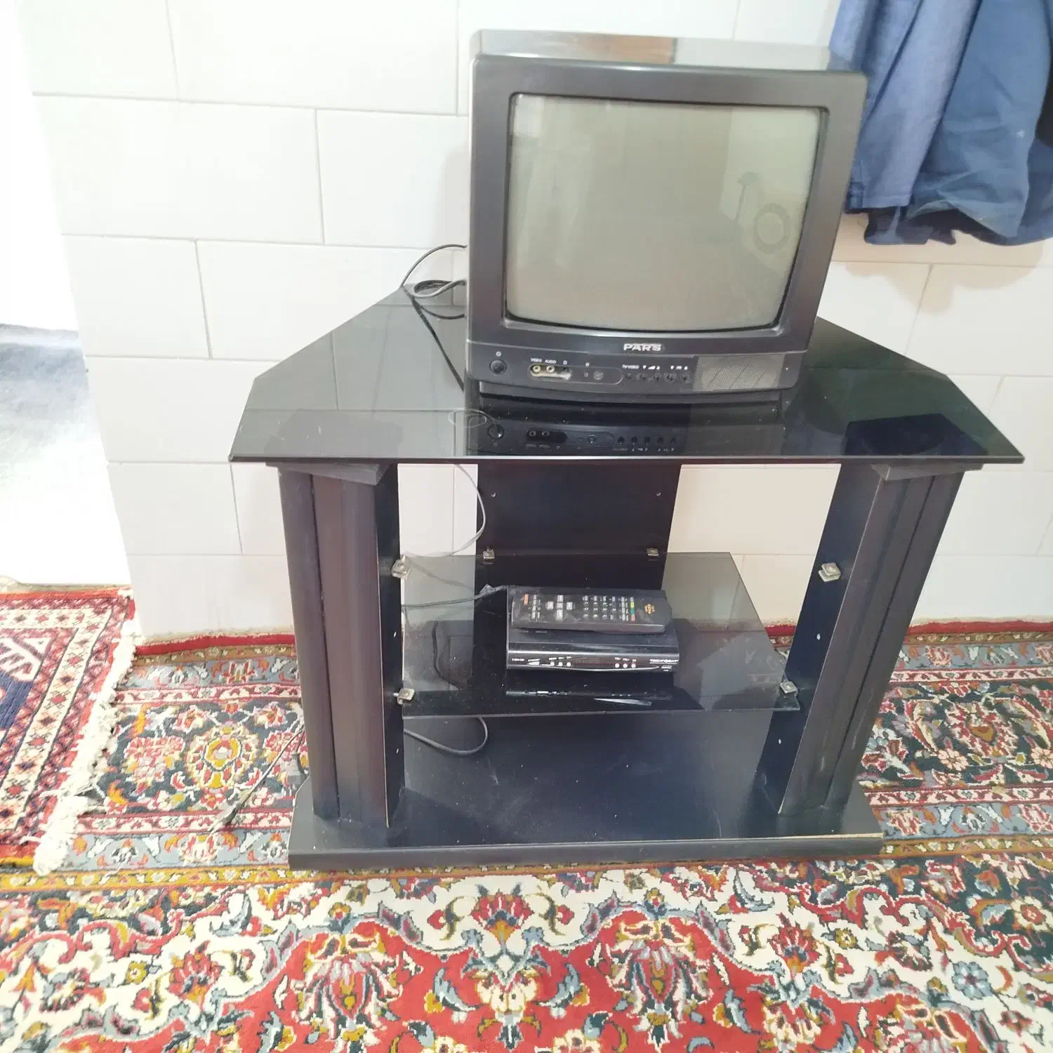 تلویزیون رنگی ، میز تلویزیون و دیجیتال|تلویزیون و پروژکتور|ازنا, |دیوار