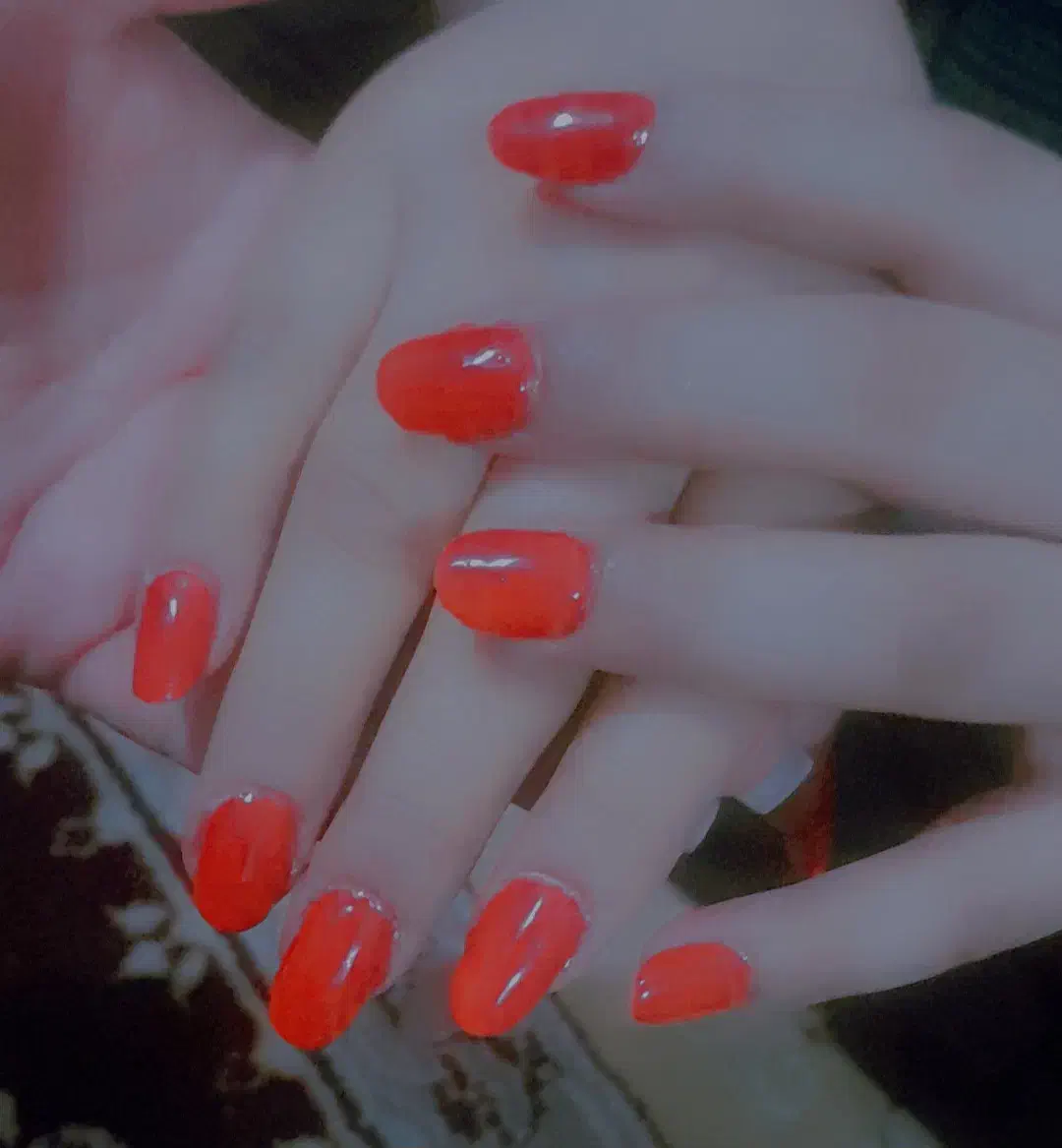 کاشت و لمینت ناخن|خدمات آرایشگری و زیبایی|گنبد کاووس, |دیوار