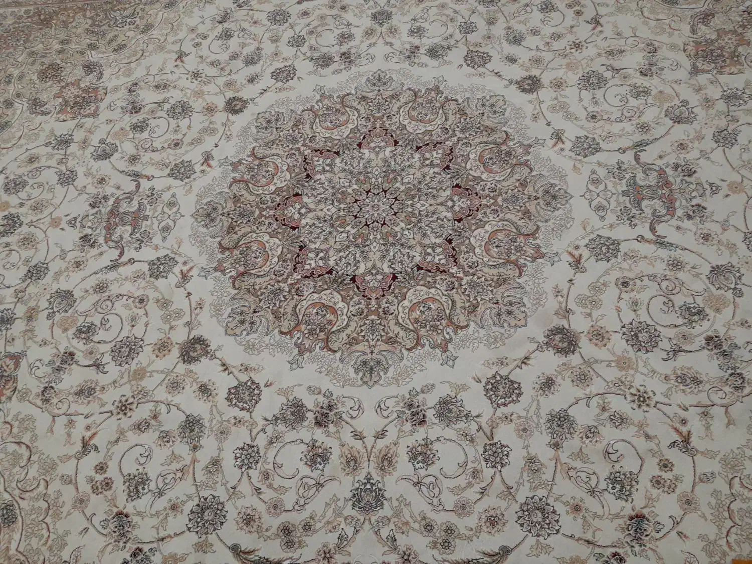 فرش نو|فرش|قم, الغدیر|دیوار