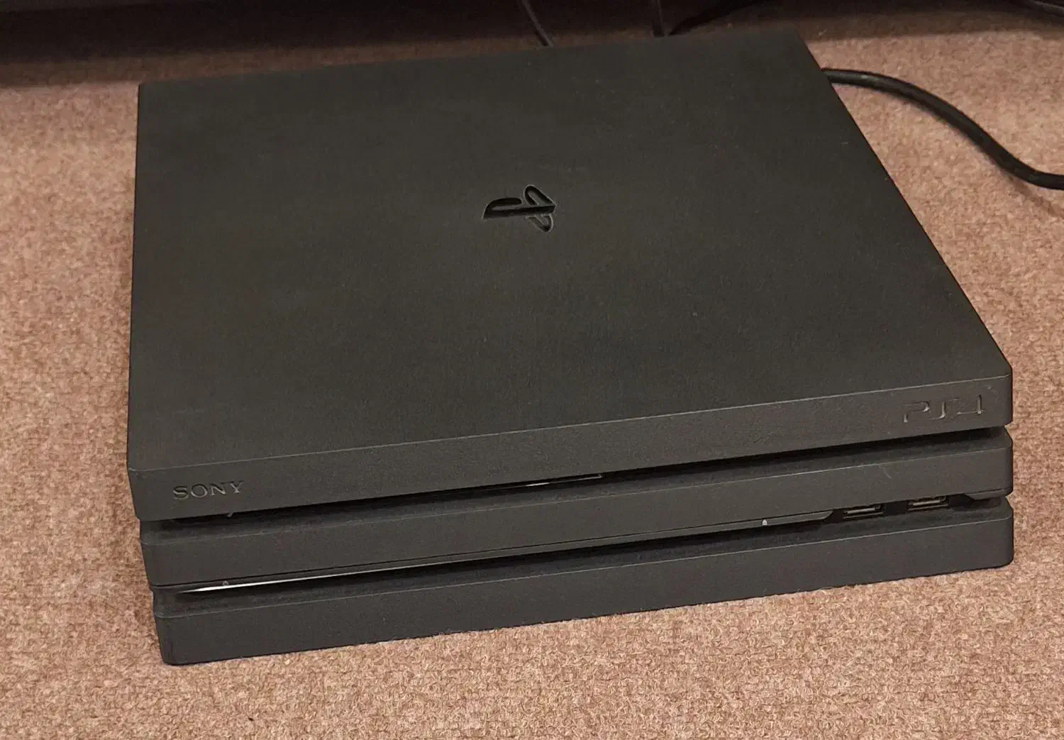 ps4 pro|کنسول، بازی ویدئویی و آنلاین|فرخ‌شهر, |دیوار