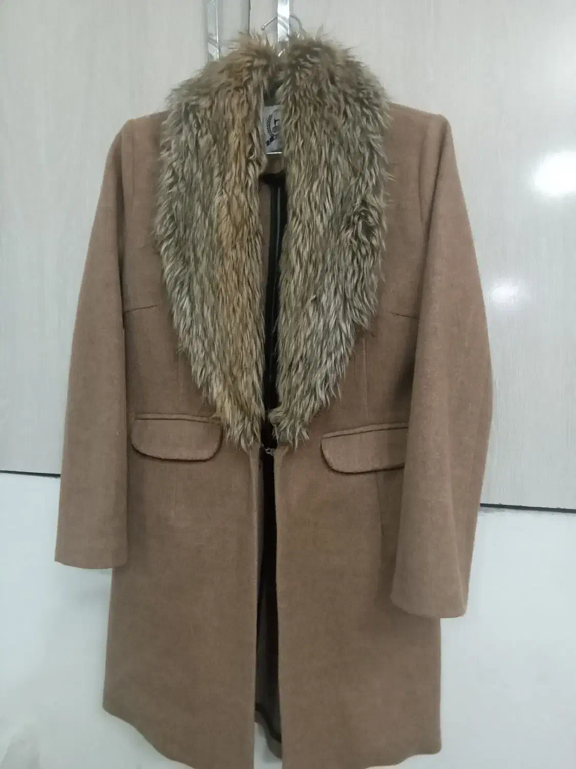 لباس|لباس|خرم‌آباد, |دیوار