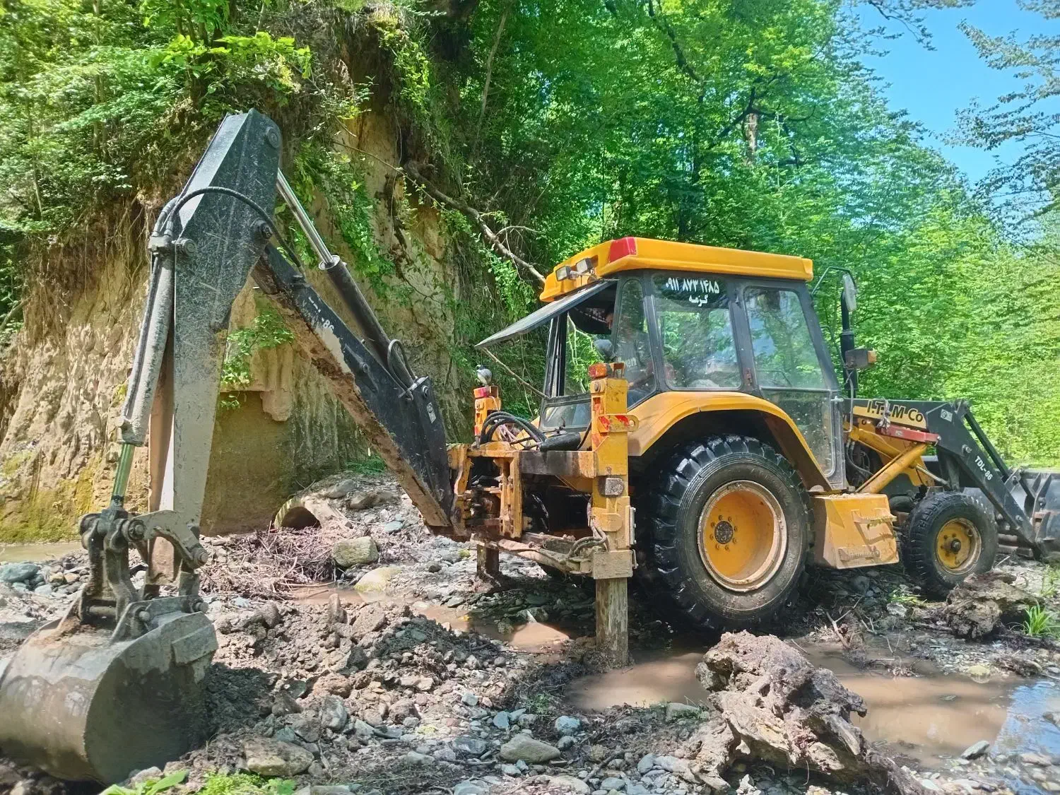 بیل بکهو مدل 89|خودرو سنگین|علی‌آباد کتول, |دیوار