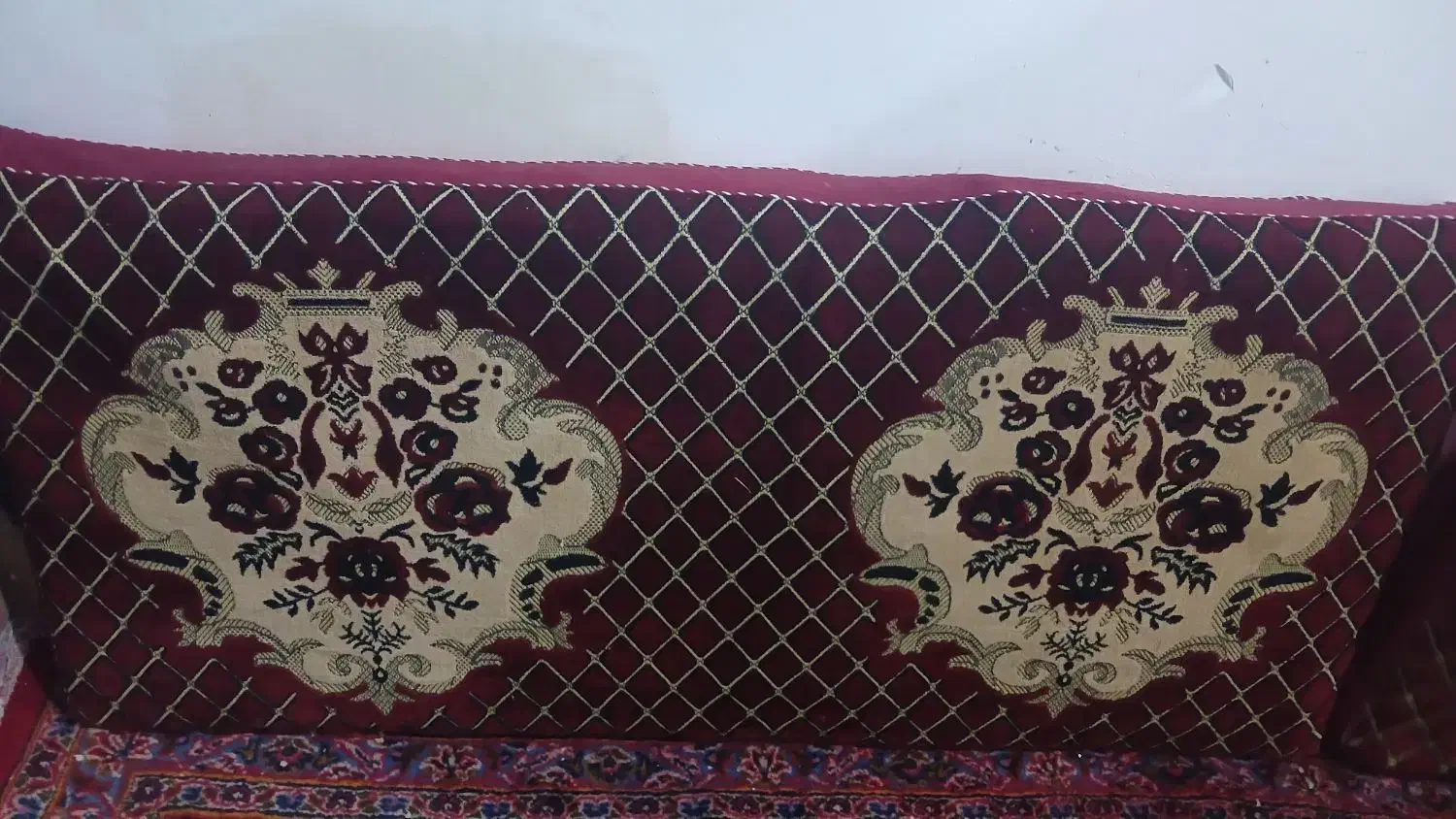 پشتی سالم|پشتی|مراغه, |دیوار