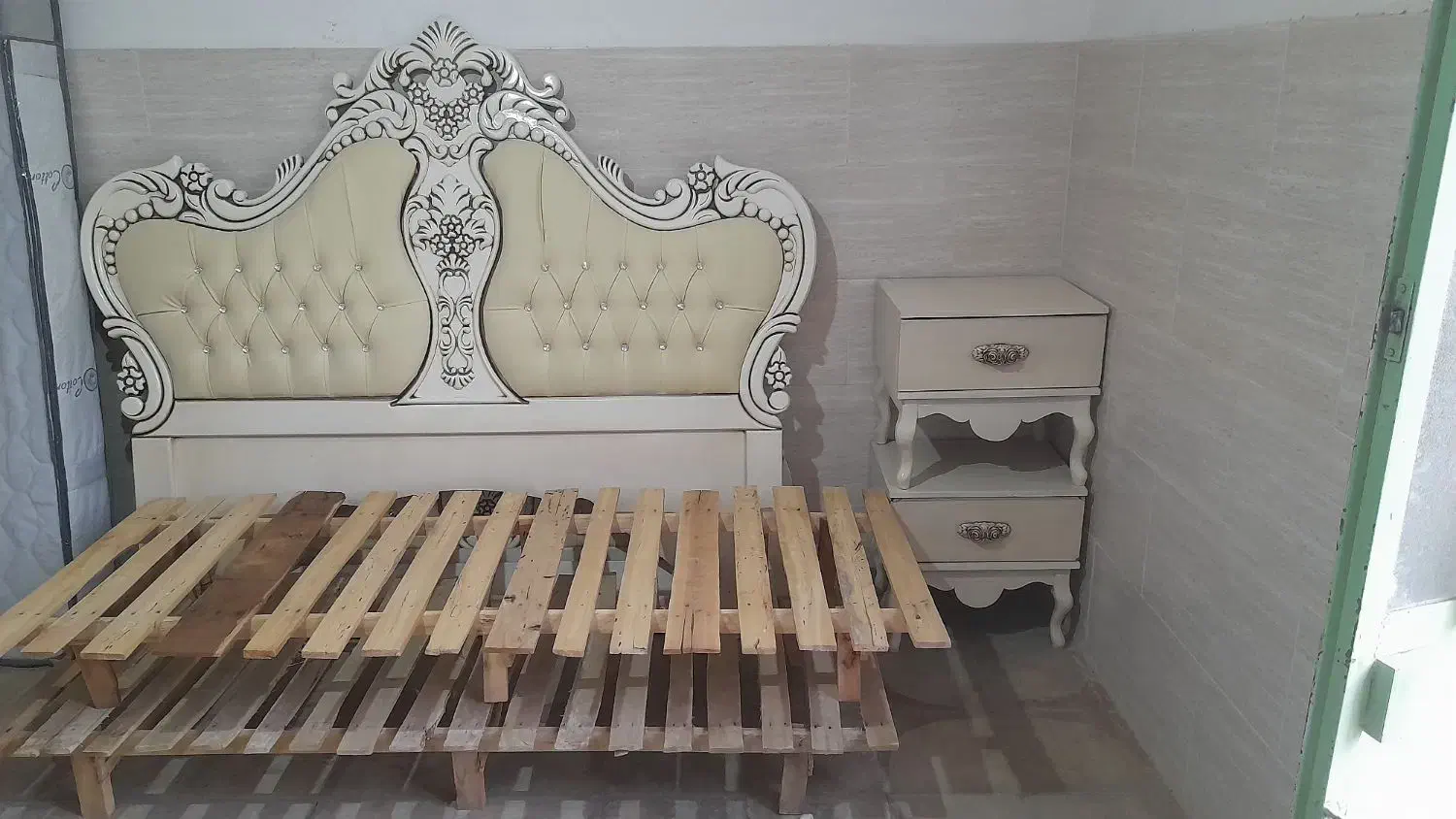 تخت دونفره  کامل|تشک تختخواب|قوچان, |دیوار