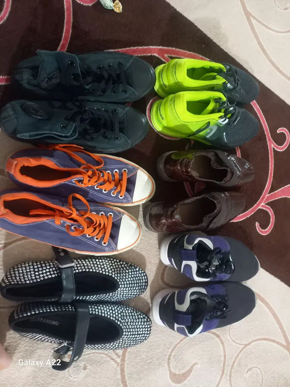 چند عدد پوتین در حد نو|کیف، کفش، کمربند|شادگان, |دیوار