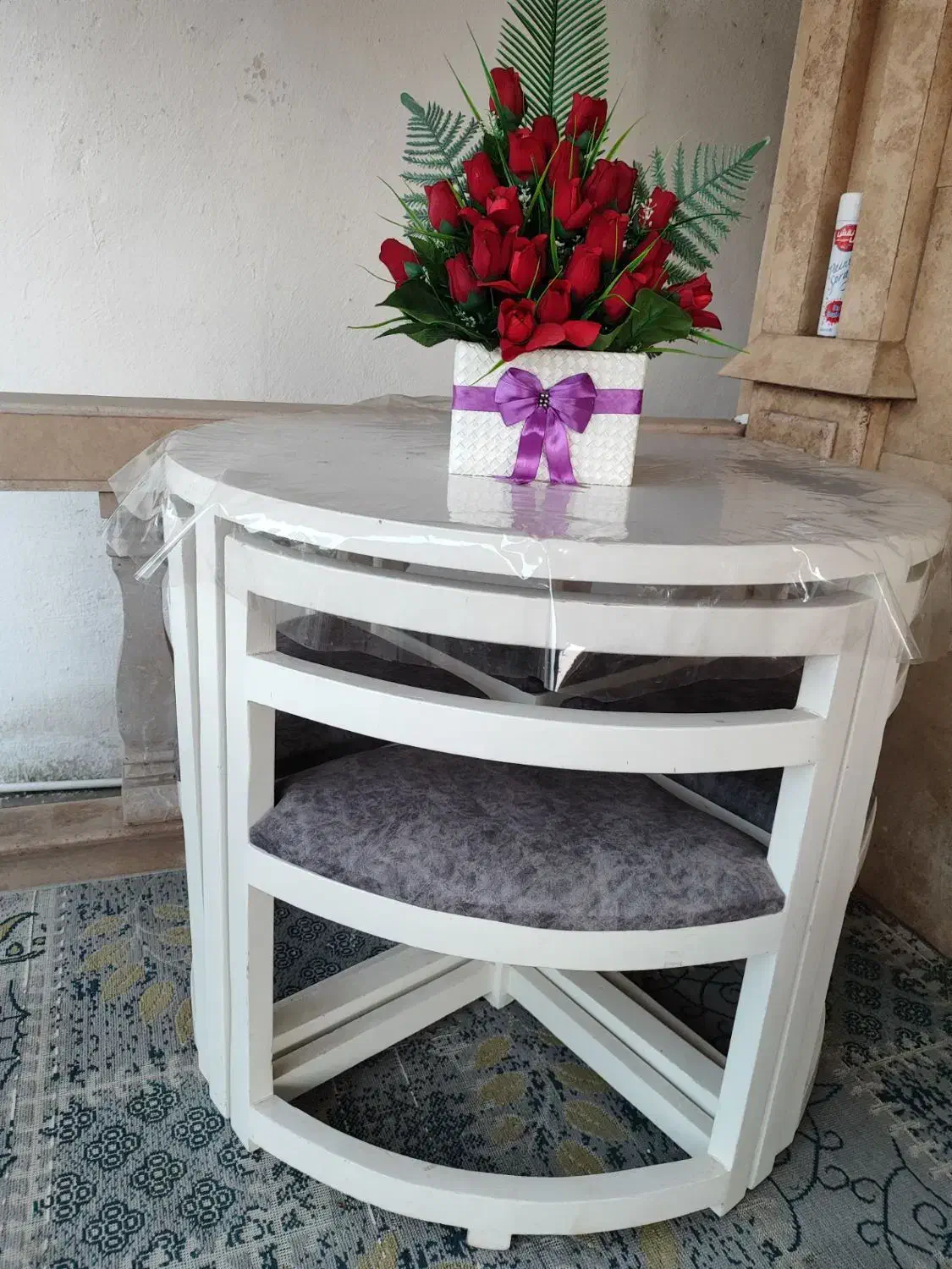 میز ناهار خوری 4نفره|میز و صندلی غذاخوری|رشت, دباغیان|دیوار