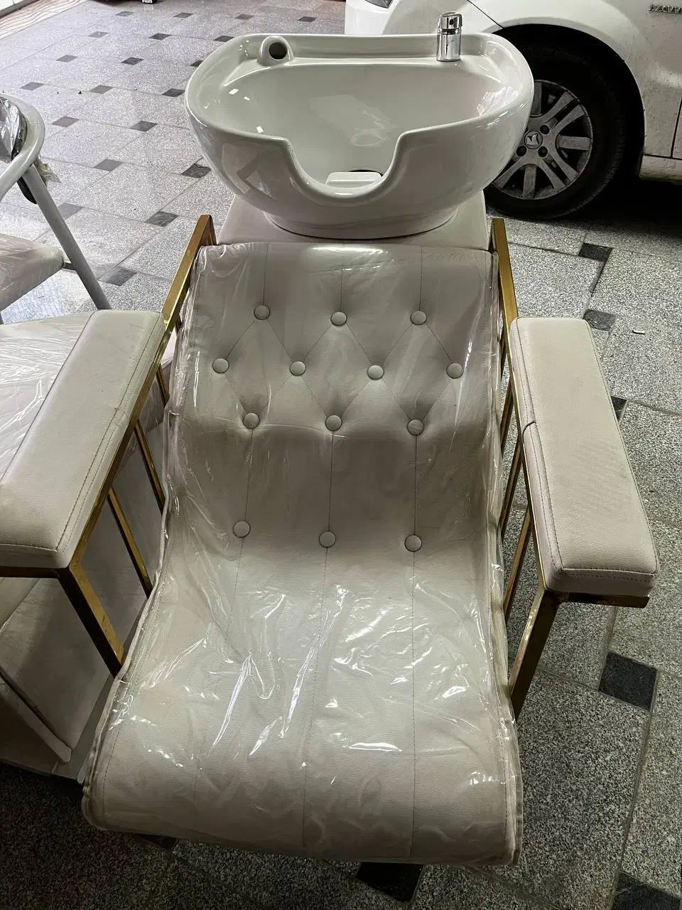 وسایل سالن زنانه|آرایشگاه و سالن‌های زیبایی|کرمانشاه, |دیوار