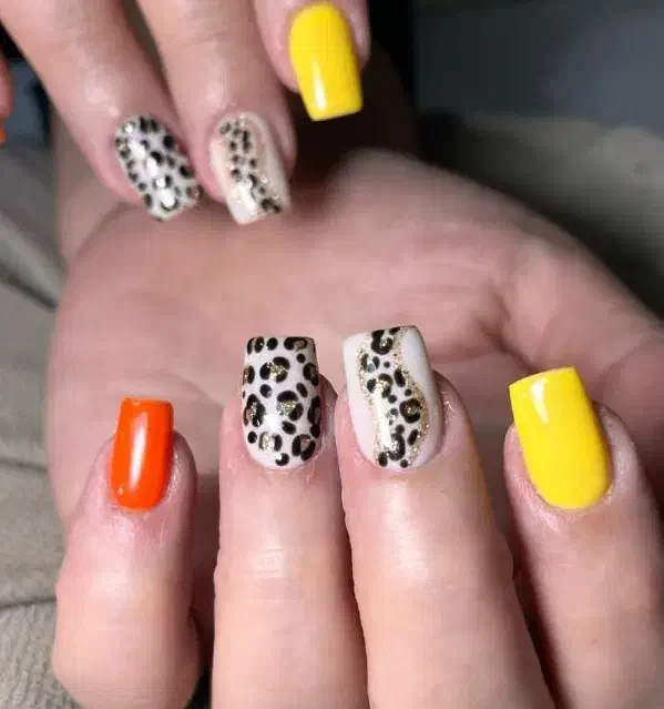 انواع خدمات ناخن فقط ۳۵۰|خدمات آرایشگری و زیبایی|کوچصفهان, |دیوار