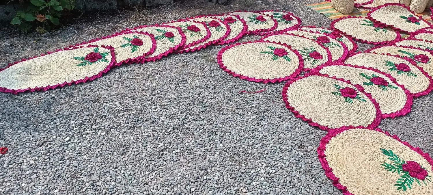 فروش حصیر بافی ساک، سفره و کلاه و... کلی و جزعی|صنایع دستی و سایر لوازم تزئینی|خمام, |دیوار