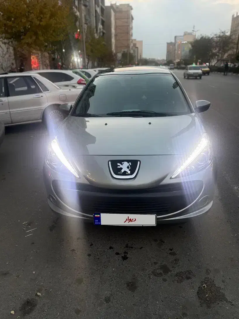 ۲۰۷ پانوراما تیتانیوم بیرنگ ارتقا ۱۴۰۲|خودرو سواری و وانت|کرج, گلشهر|دیوار