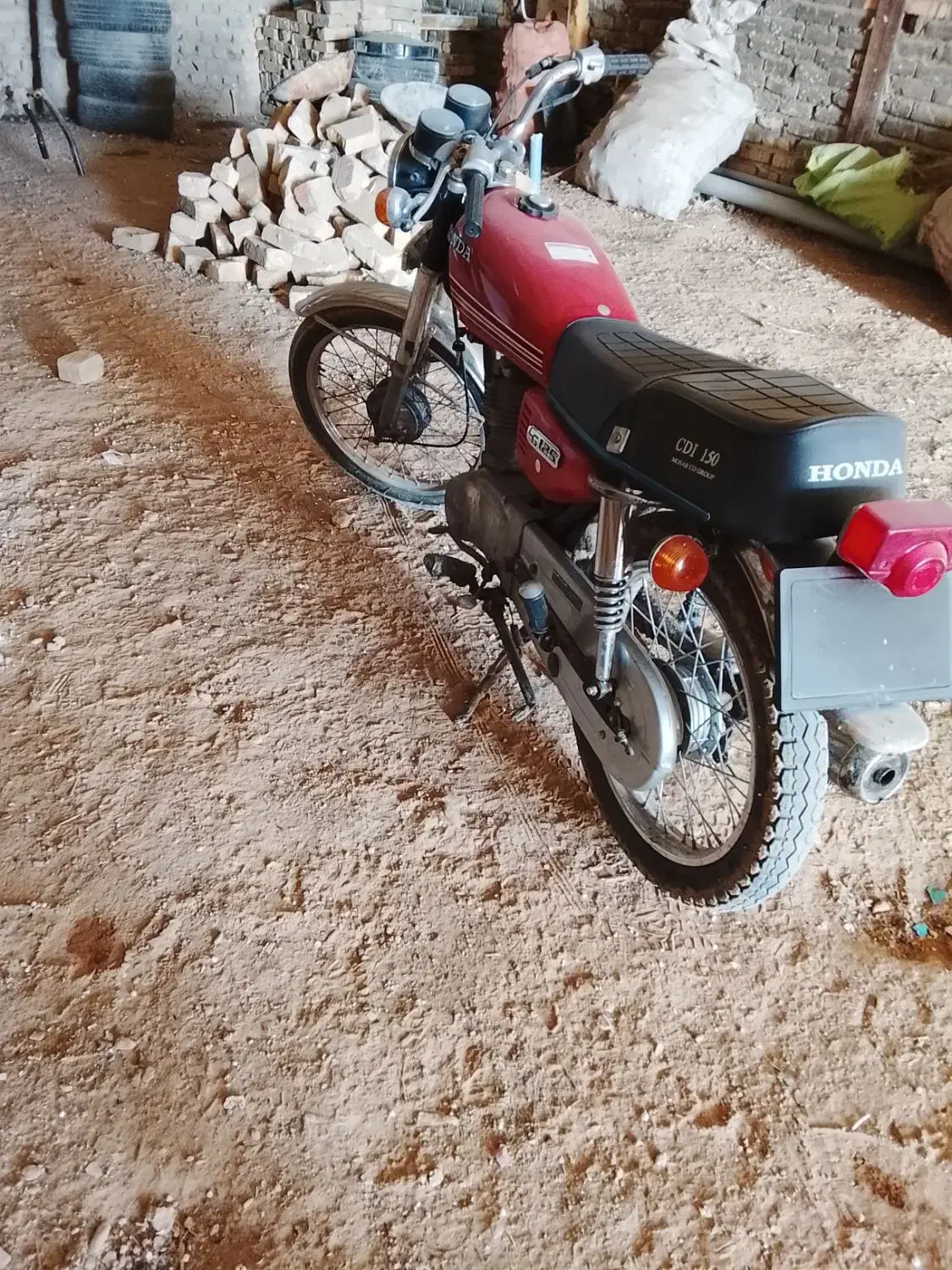 سی جی 125|موتورسیکلت|اراک, |دیوار