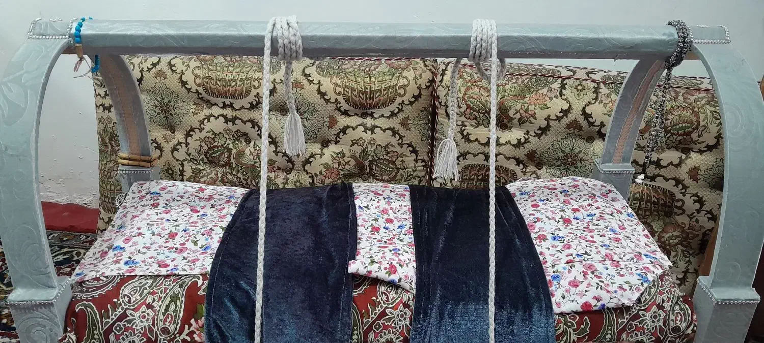 گهواره نوزاد سنتی(بشکه)|تخت و سرویس خواب|سنندج, |دیوار