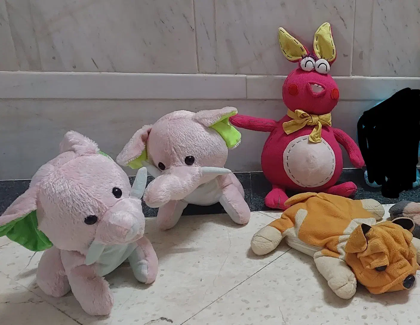 عروسک|اسباب‌‌بازی|قم, بکایی|دیوار