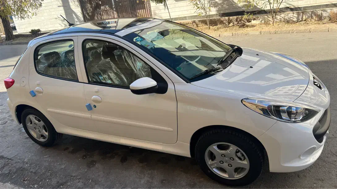 پژو۲۰۷tu5p اتومات پاناروما ارتقا یافته صفر|خودرو سواری و وانت|مشهد, سرافرازان|دیوار