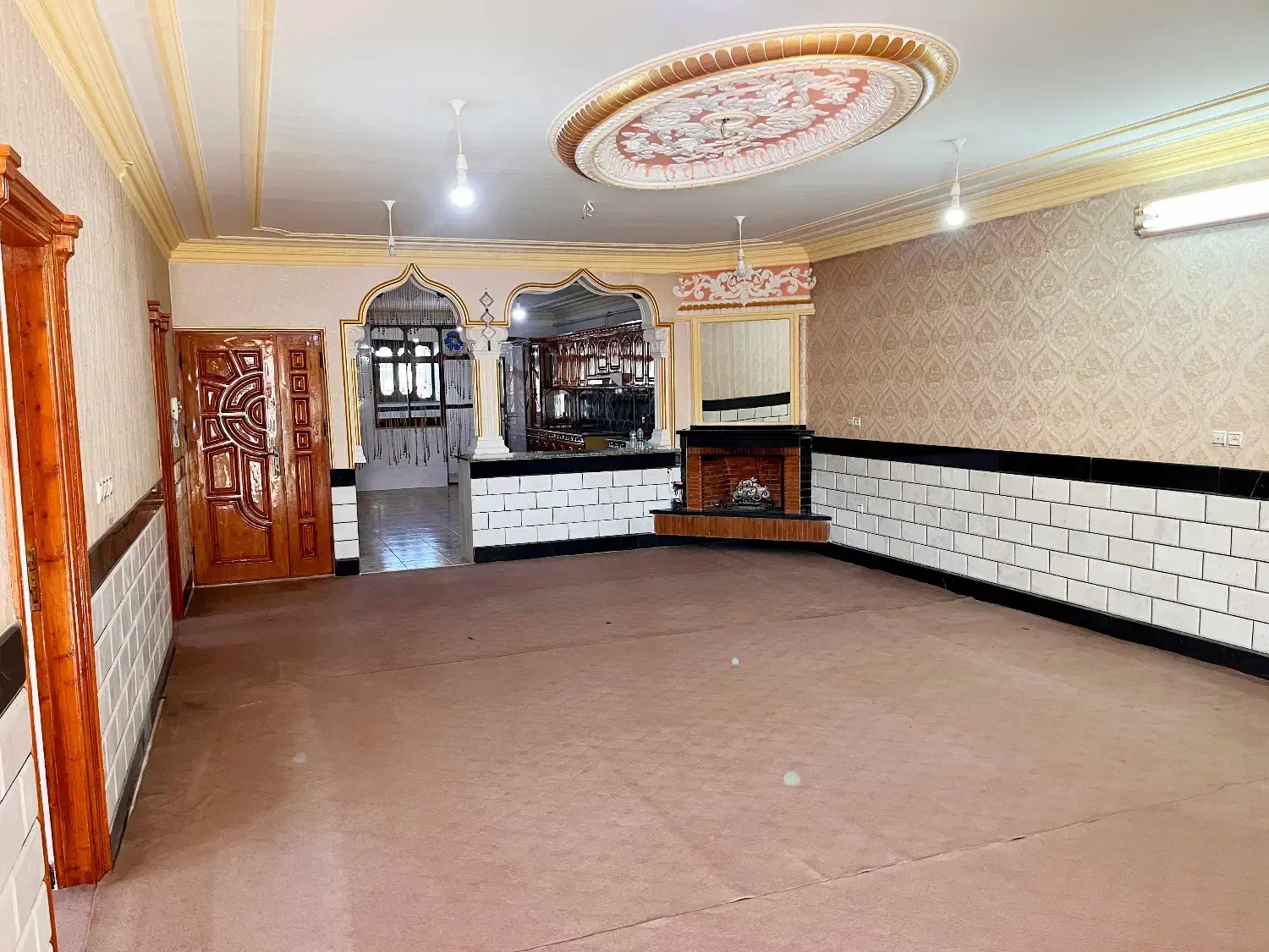 اجاره خانه ویلایی نبش میدان نواب|اجارهٔ خانه و ویلا|آزادشهر, |دیوار