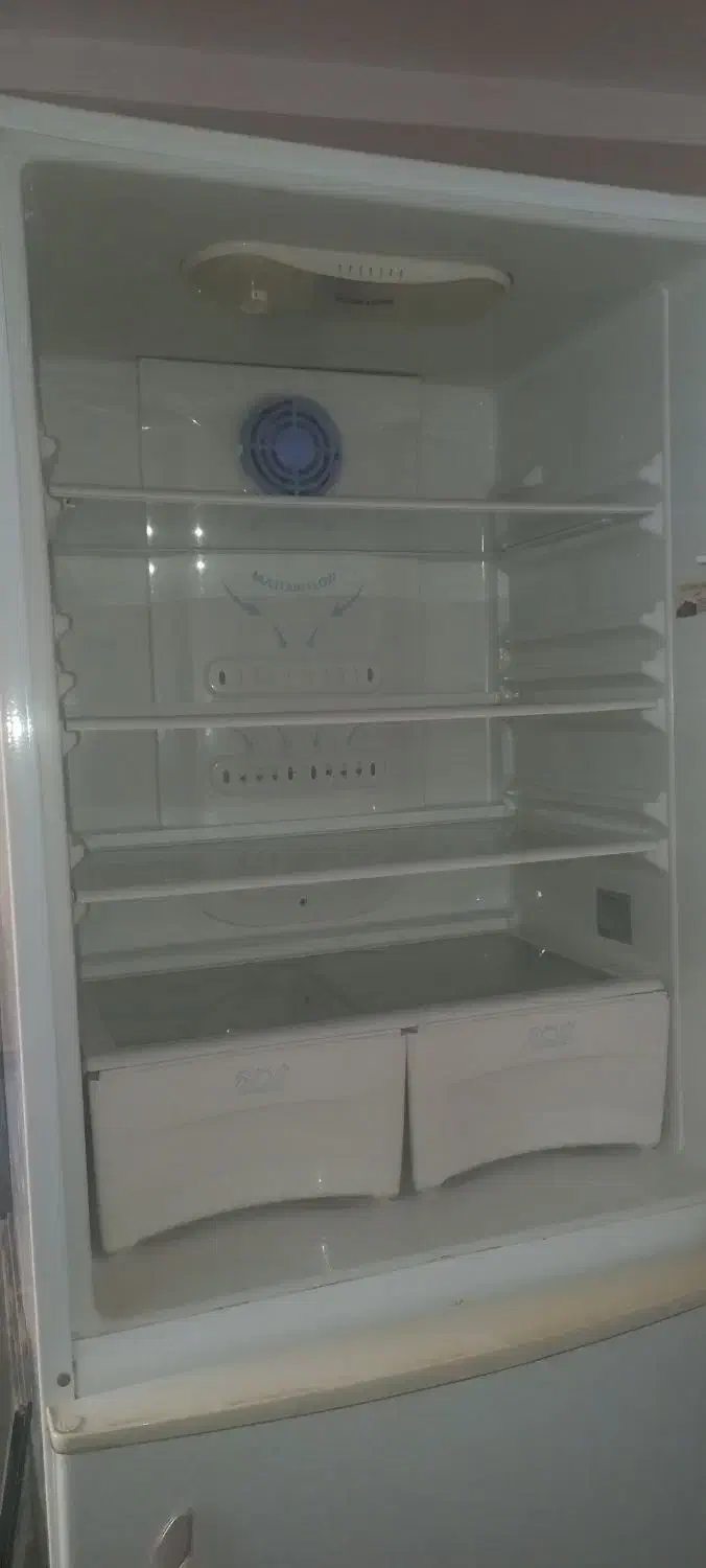 یخچال|یخچال و فریزر|هشتگرد, فاز ۲ مهستان|دیوار