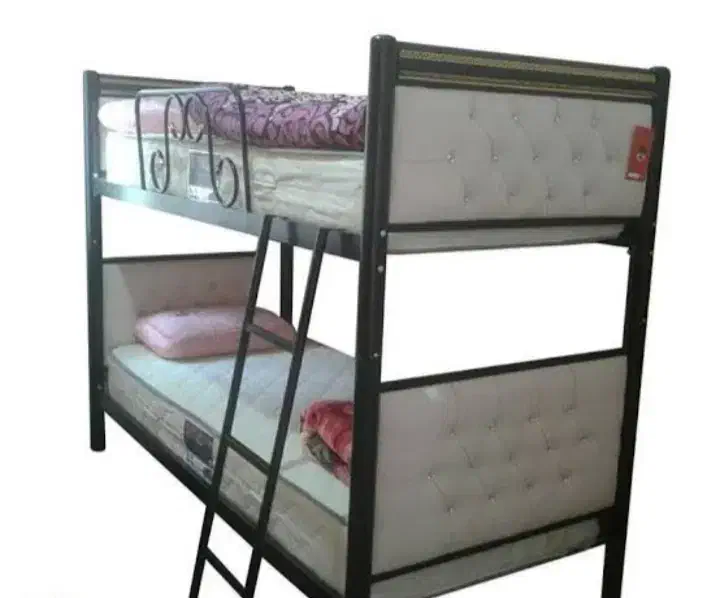 تخت  فلزی مشکی دو طبقه|تخت و سرویس خواب|تربت جام, یحیی آباد|دیوار