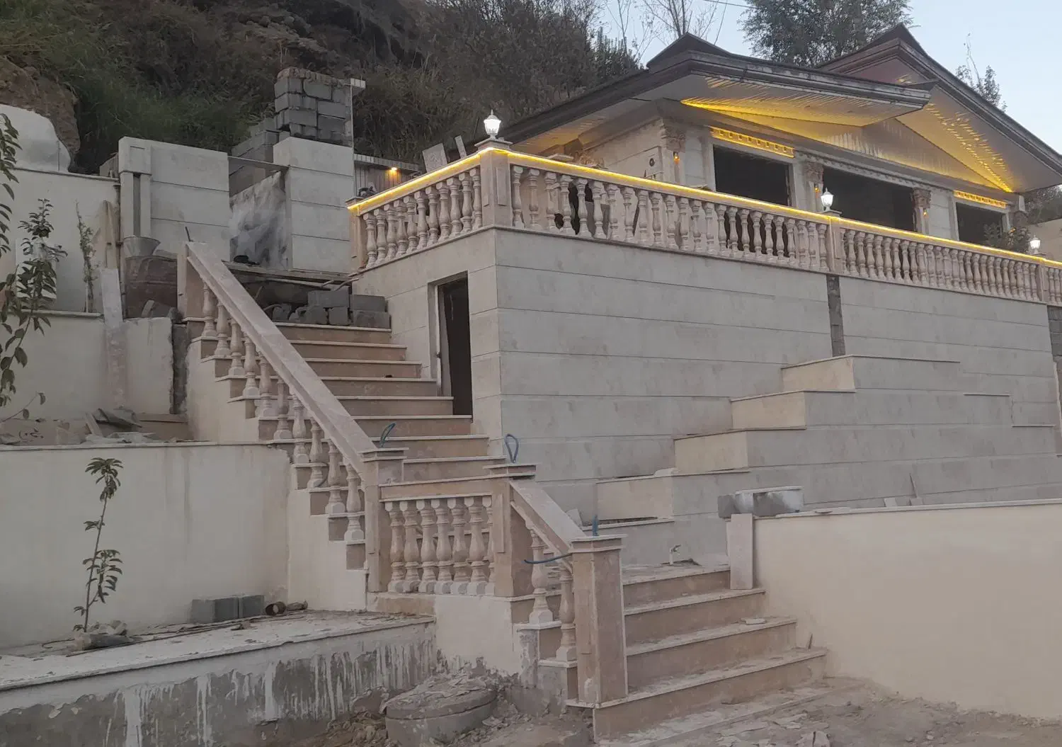 سنگ کاری و کاشی کاری|خدمات پیشه و مهارت|بروجرد, |دیوار