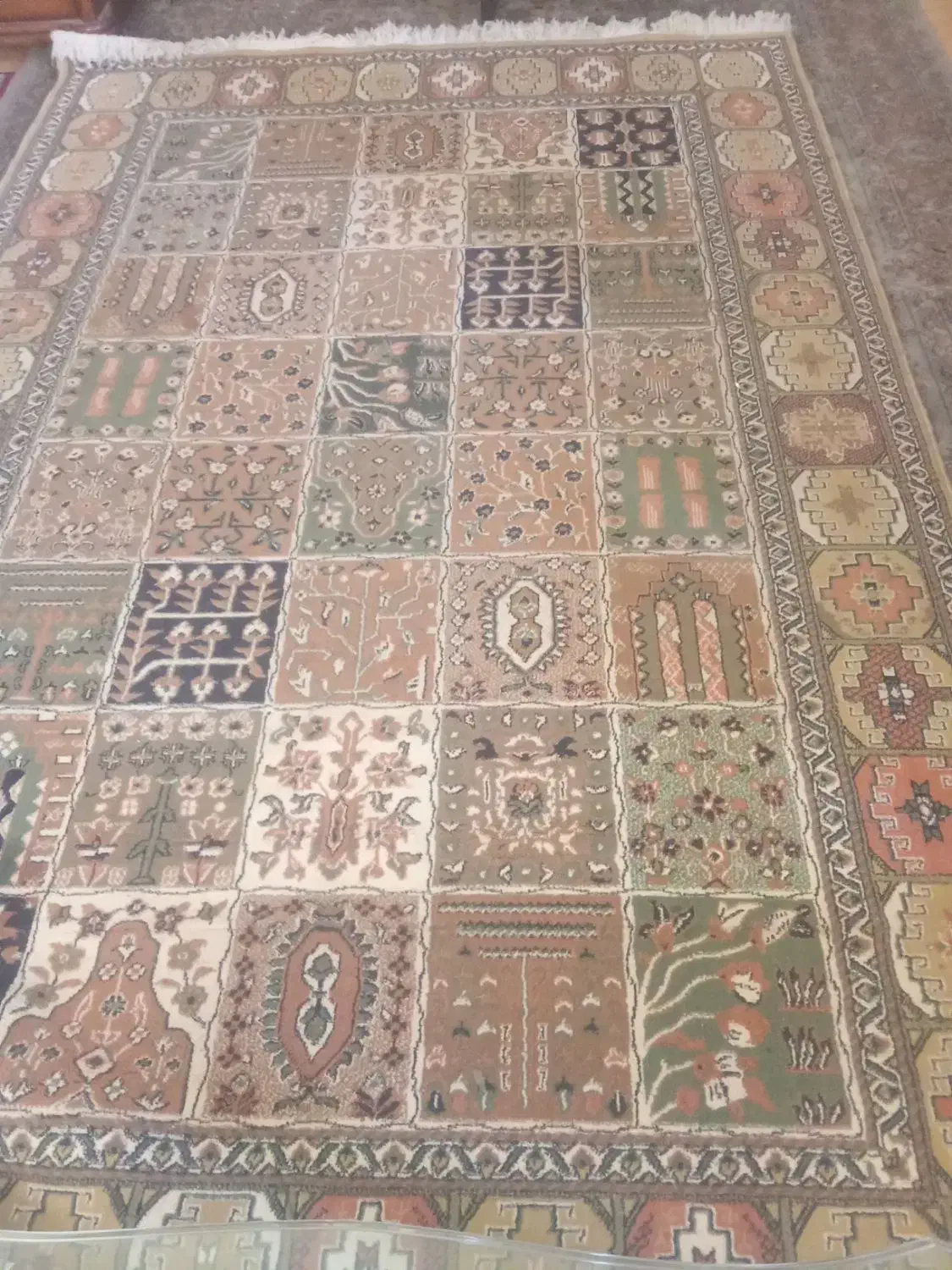 فرش 9متری درخدنو ومبل7نفره راحتی|فرش|پاکدشت, شهرک امام رضا|دیوار