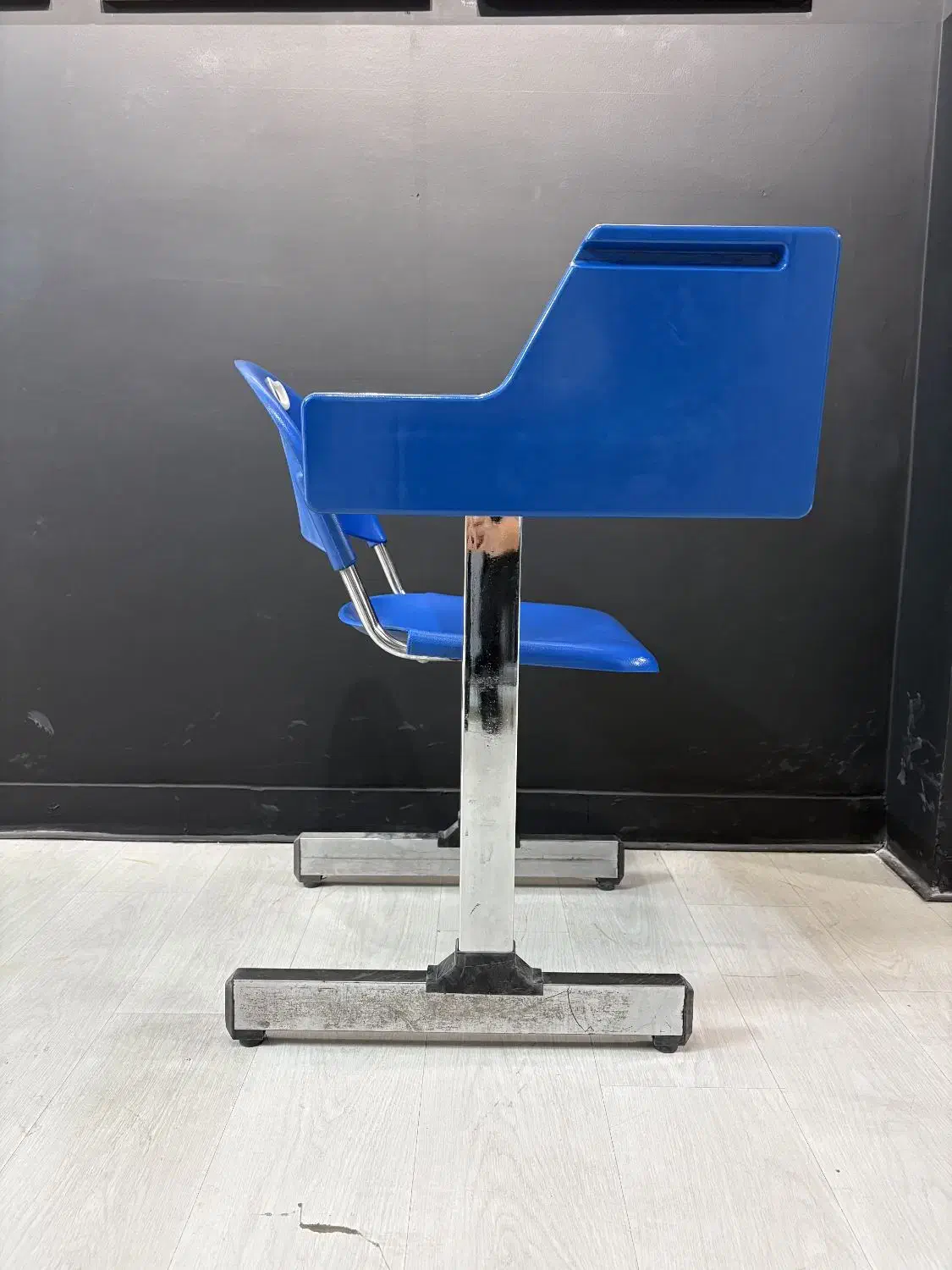 صندلی دانش آموزی|صندلی و نیمکت|قم, بکایی|دیوار