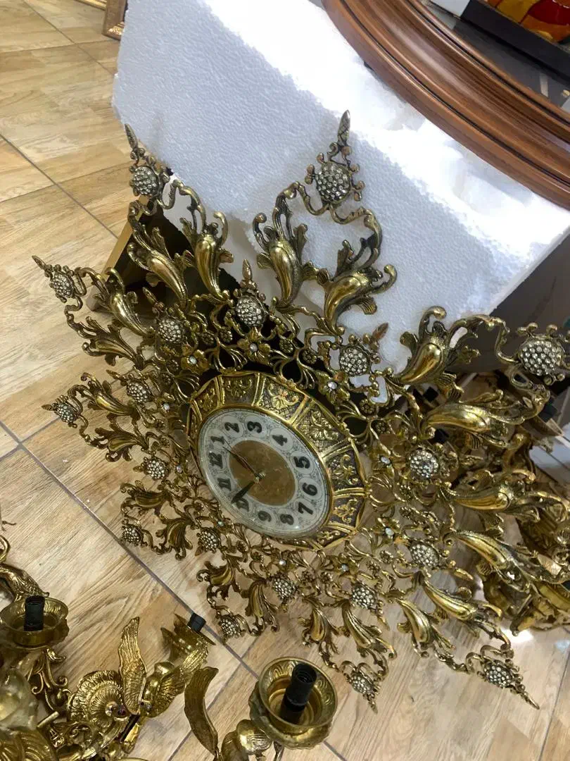 خریدار  وفروش ضایعات برنج لوستر بوفه اینه  برنزی|لوستر و چراغ آویز|باقرشهر, |دیوار