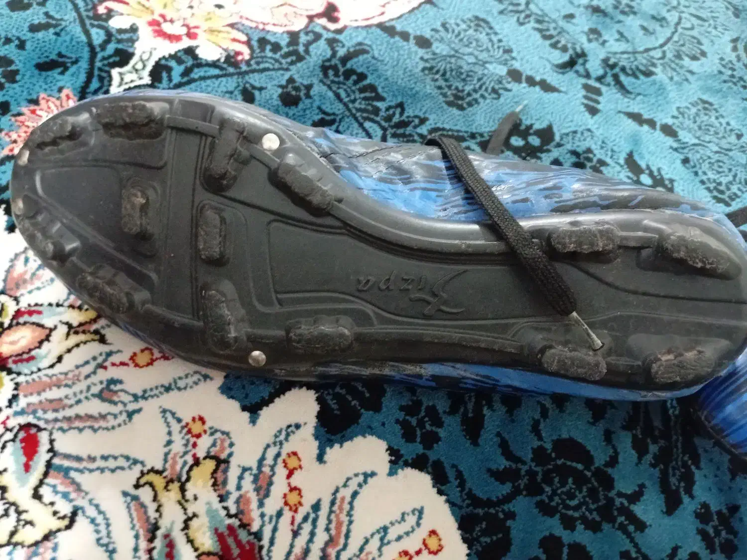 کفش چمن آدیداس|ورزش‌های توپی|کنگاور, |دیوار