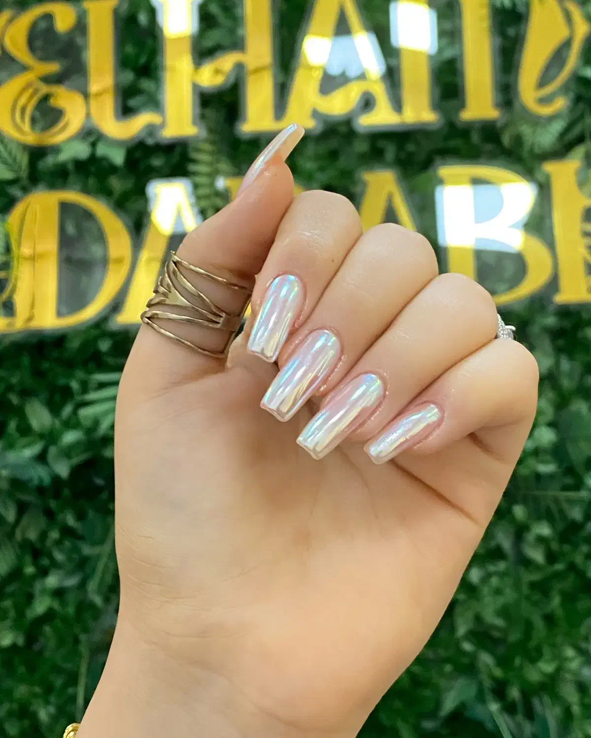 تخفیف کاشت ناخن و مژه هیدن به مناسبت بلک فرایدی|خدمات آرایشگری و زیبایی|رشت, دیلمان|دیوار