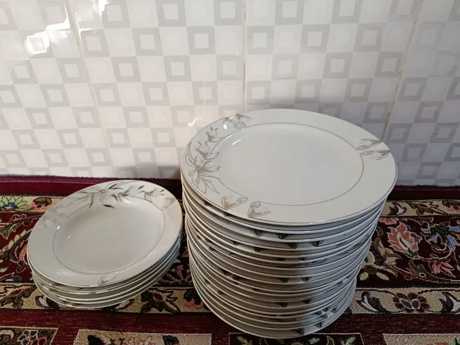 بشقاب|ظروف سرو و پذیرایی|بروجرد, |دیوار