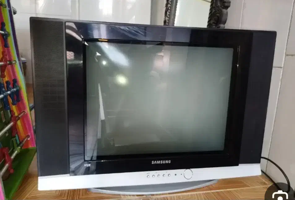 تلویزیون سامسونگ کارکرده ولی تمیز|تلویزیون و پروژکتور|زرند, |دیوار