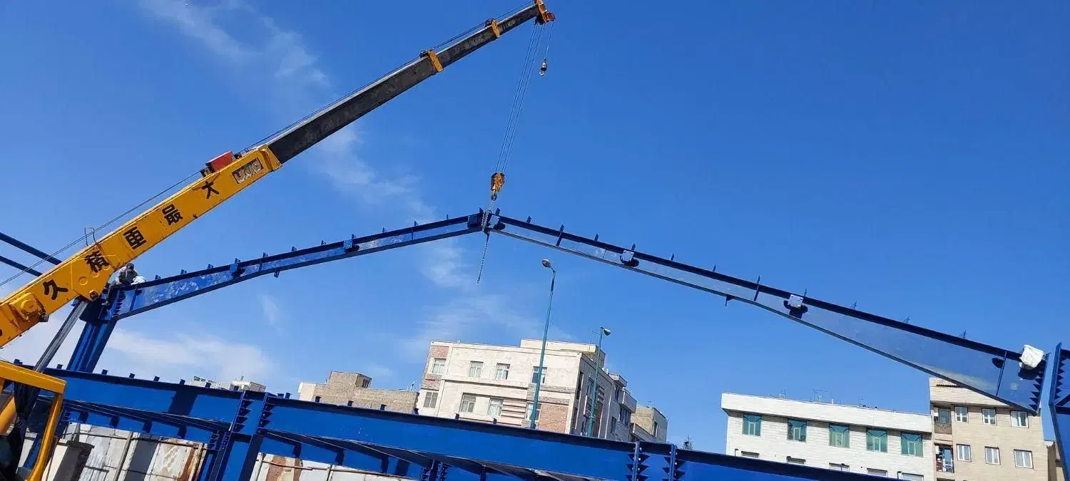 جرثقیل اجاره ای ۷تن دکل بلند وبالابر ۲۲متری|خدمات حمل و نقل|تهران, نیروی هوایی (پیروزی)|دیوار
